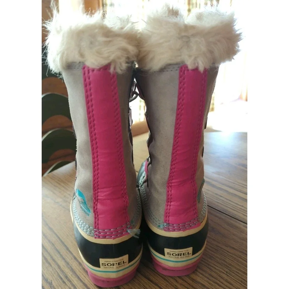 Girls Size 4 Sorel Gray Suede / Black Rubber Pink Calf Winter Boots‎ Faux Fur